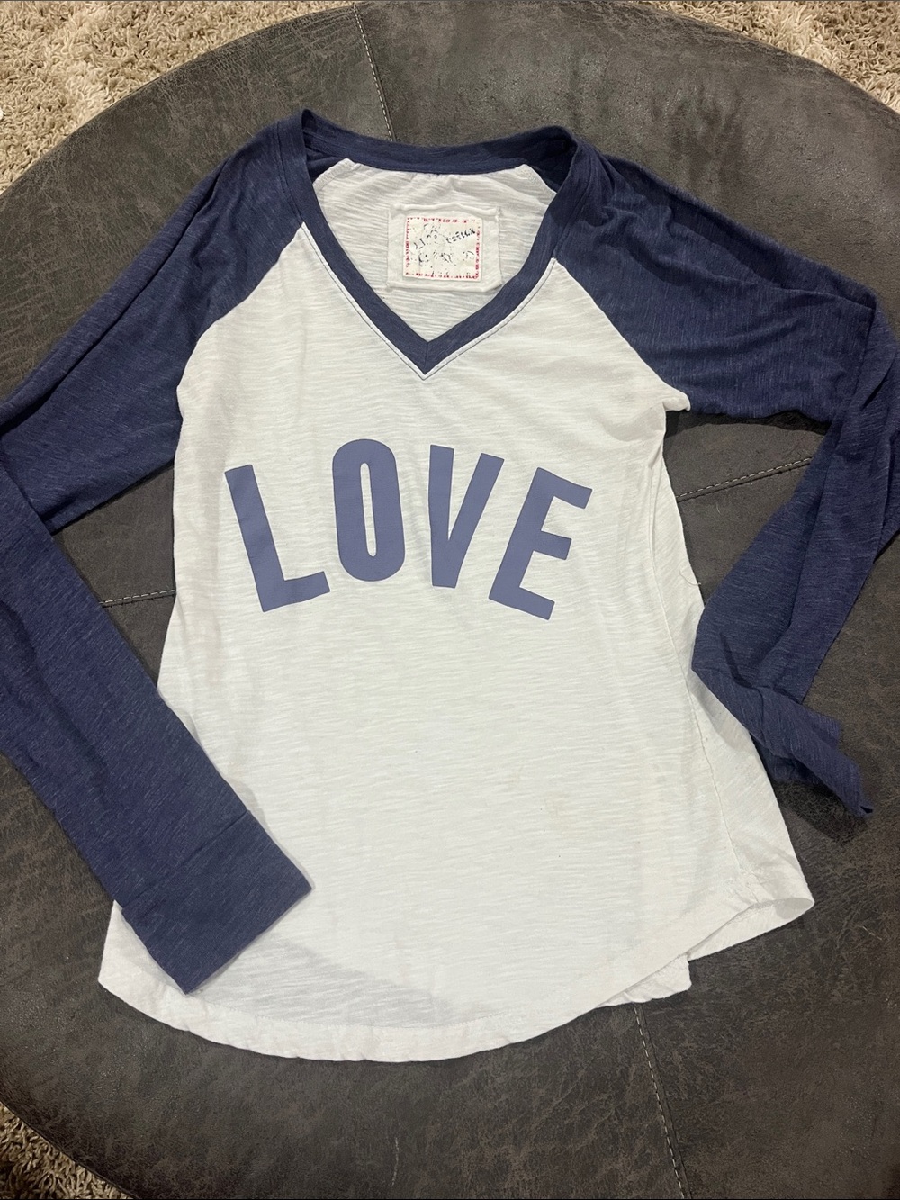 LOVE Graphic Raglan Long-Sleeve V-Neck Top - White & Navy